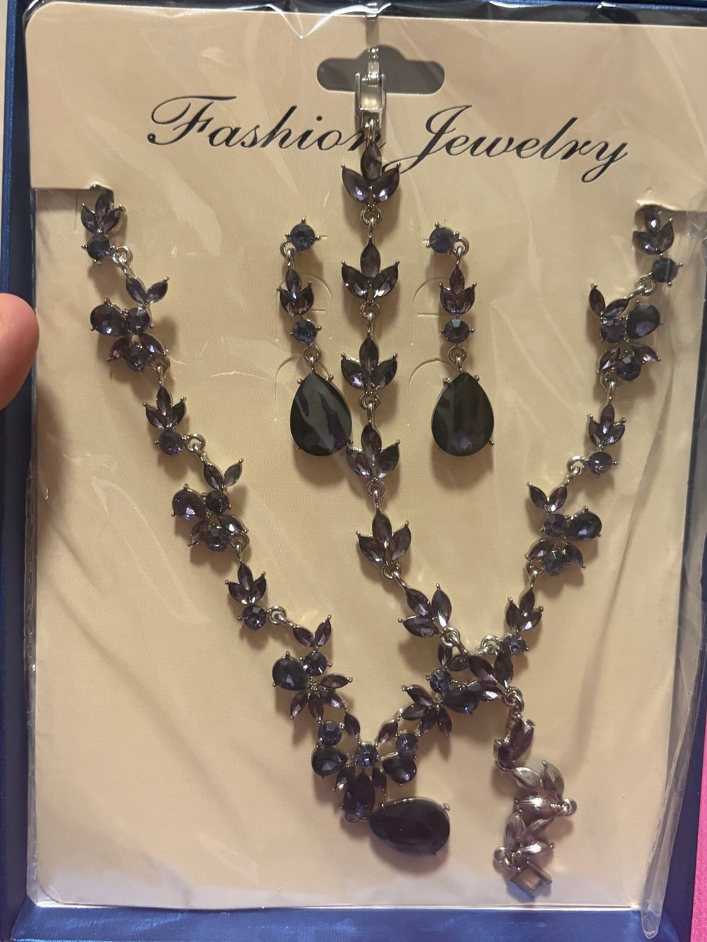 Fashion Jewelry Crystal Teardrop Necklace and Earring Set